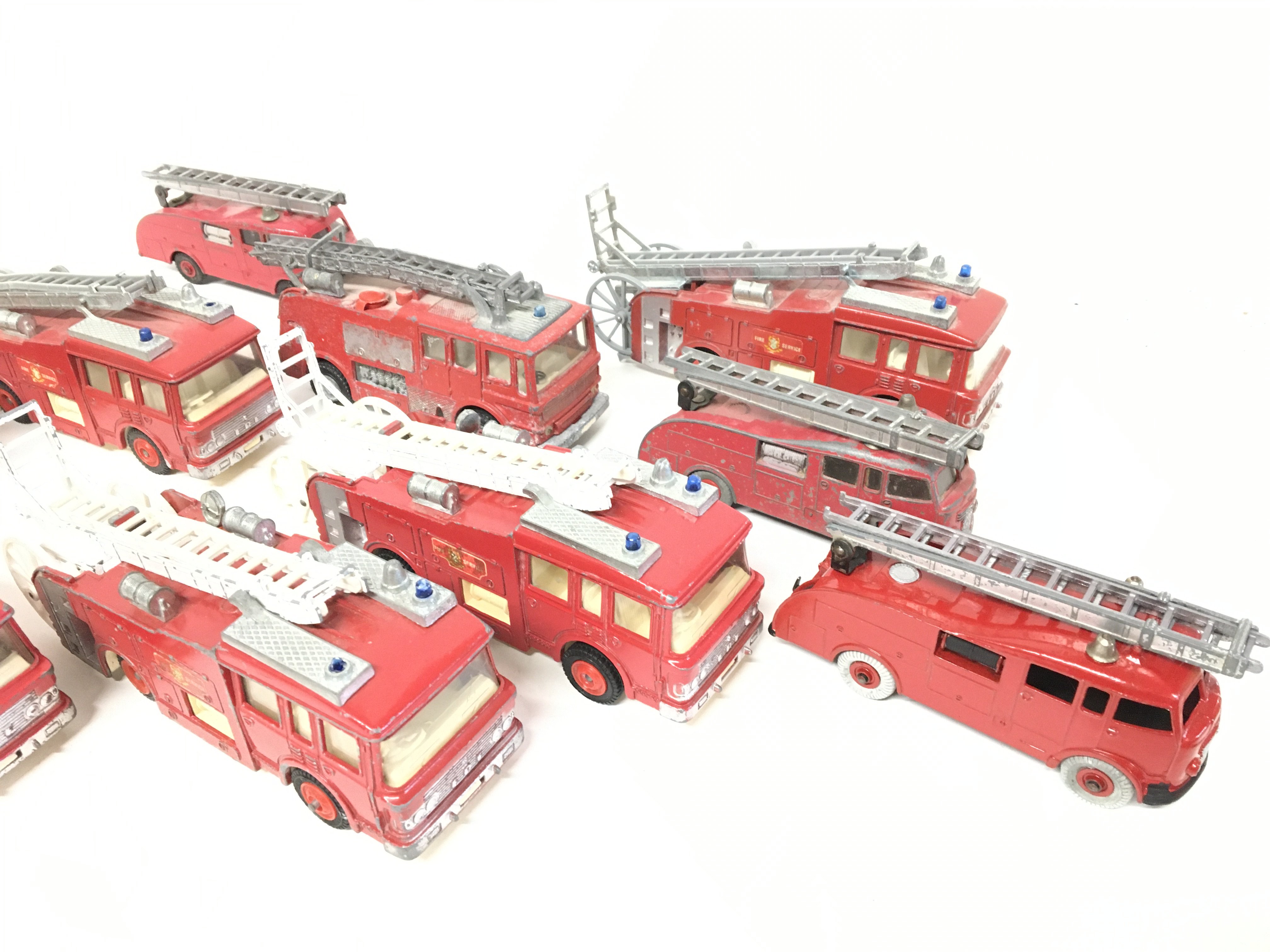 A Collection of Playworn Dinky Fire Engines. - Image 3 of 3