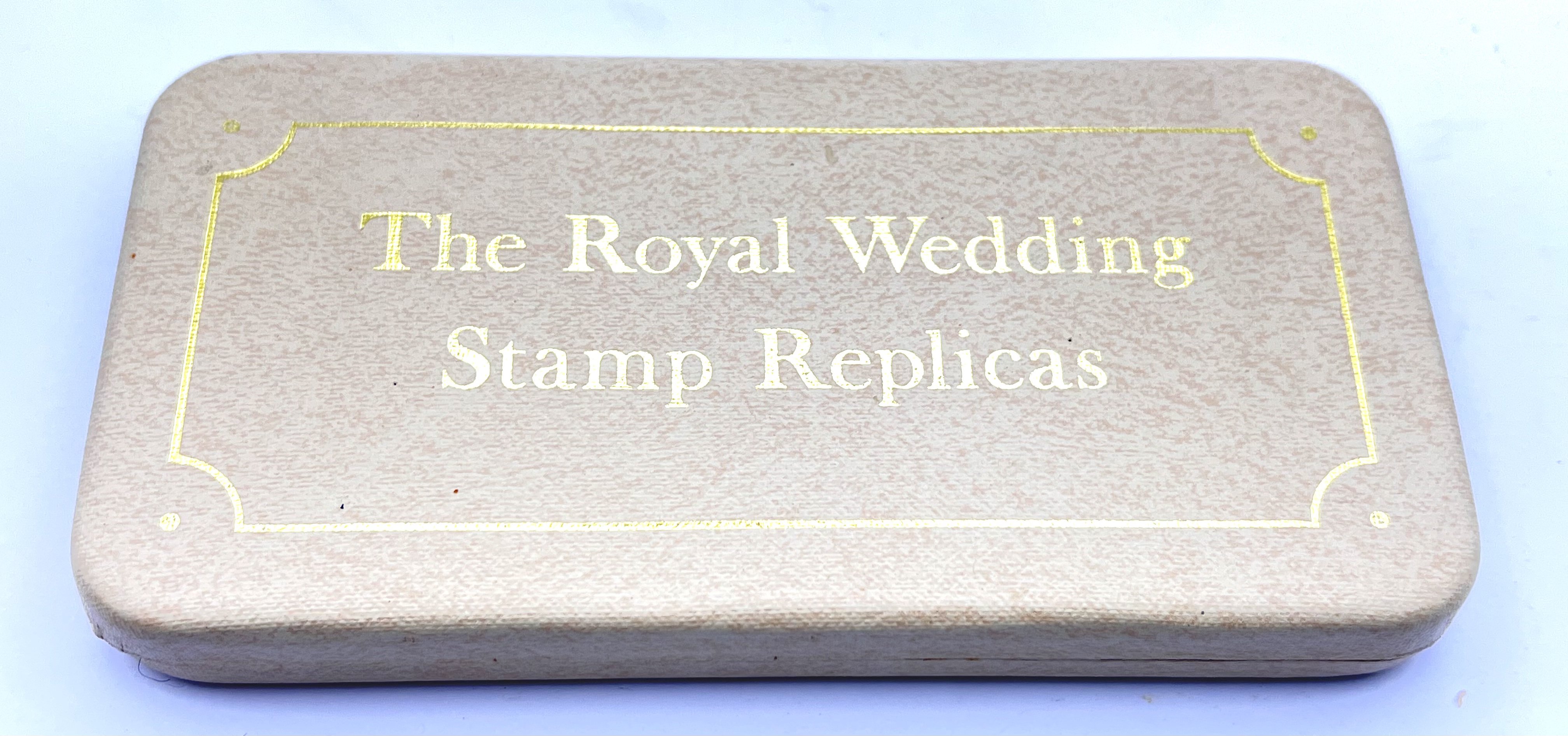 The Royal Wedding Stamp Replicas, 22ct gold and si - Image 3 of 3