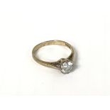 9ct gold CZ ring, 1.5g size K NO RESERVE