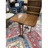 Small Sutherland table