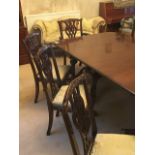 A quality Mahogany George III style dining table w