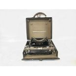 Vintage Corona portable typewriter approx 25x29cm.