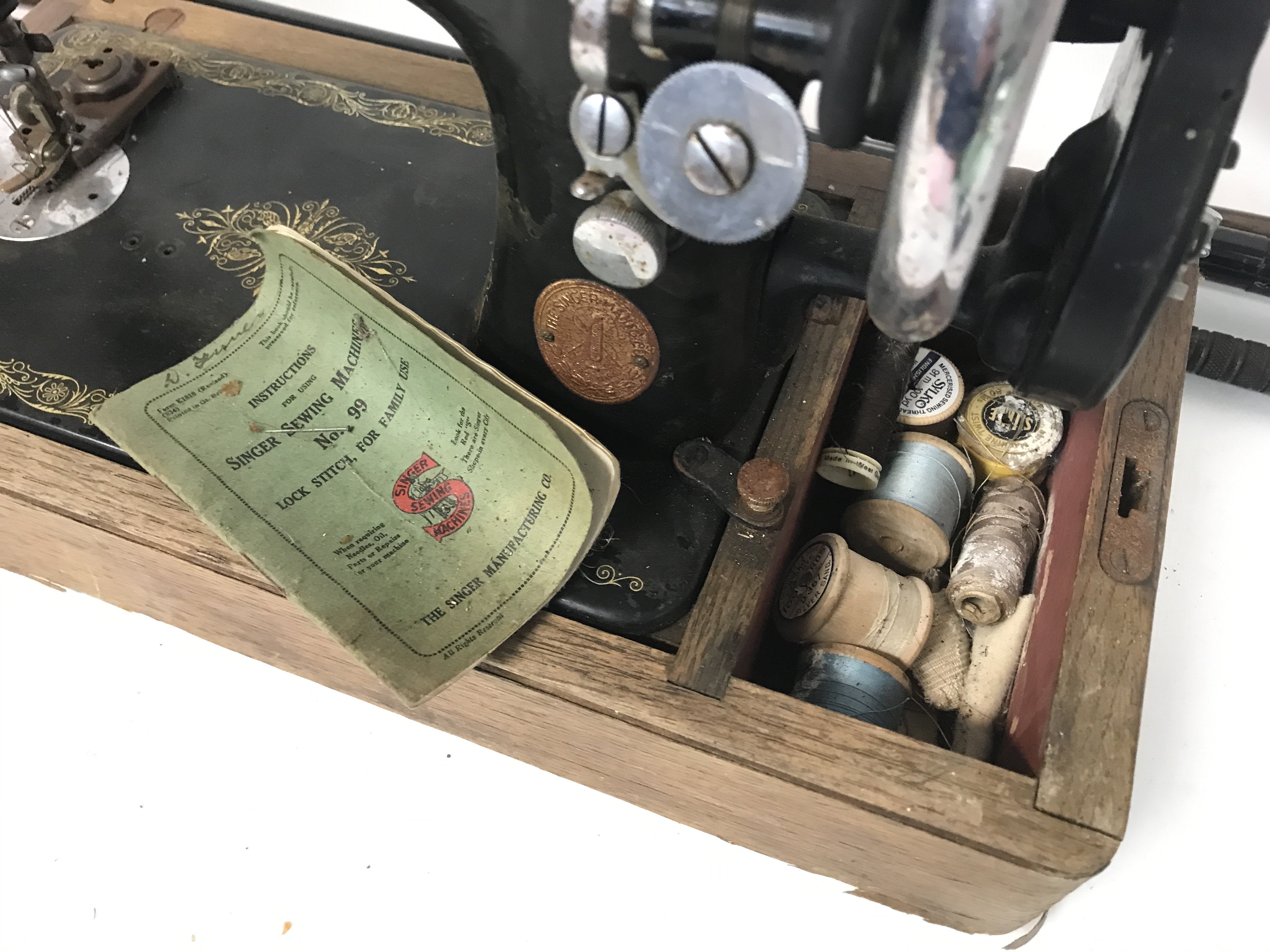 Withdrawn - A singer vintage sewing machine, a pair of Protect - Image 3 of 6