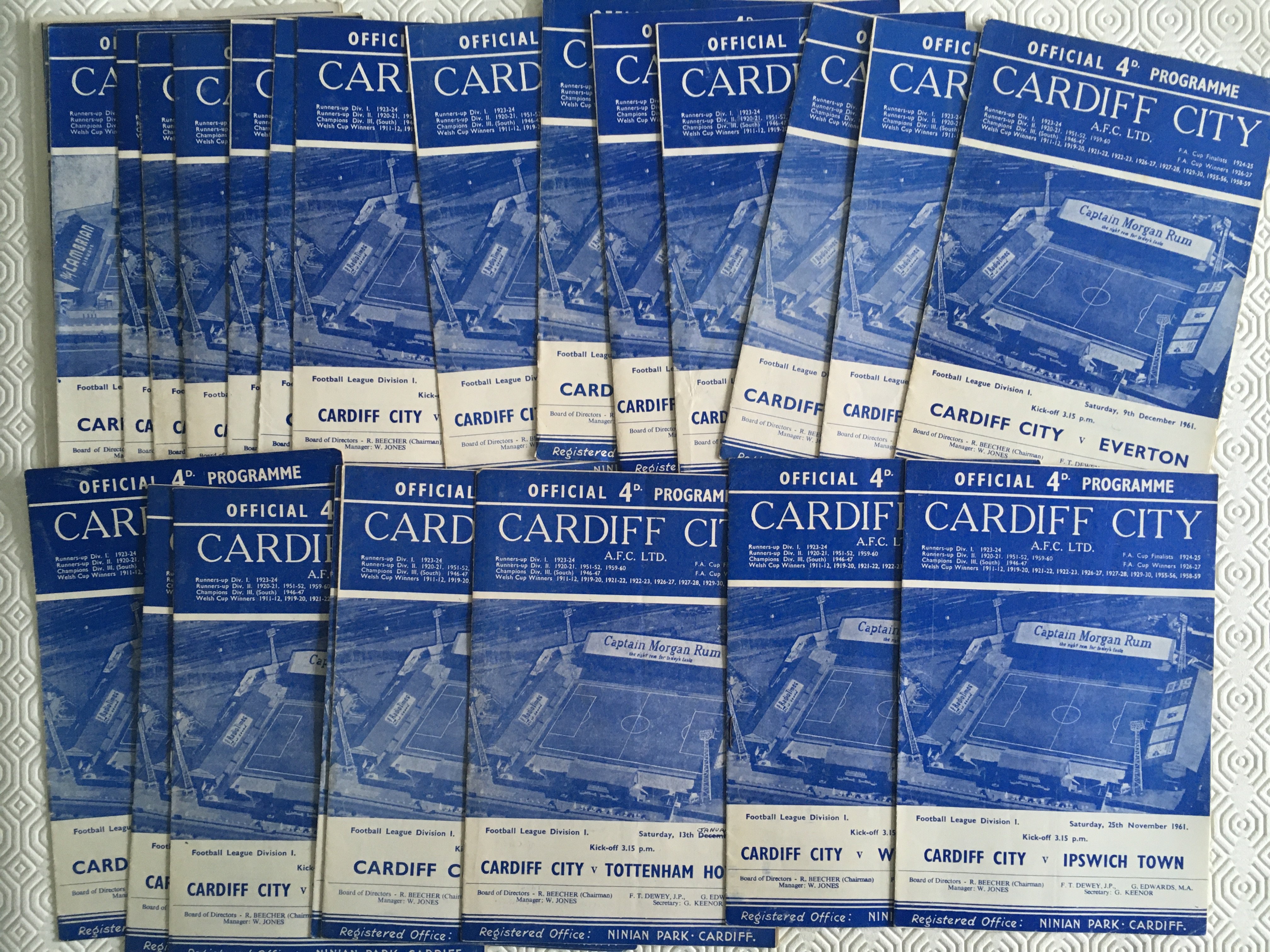 61/62 Cardiff City Complete Home Football Programm