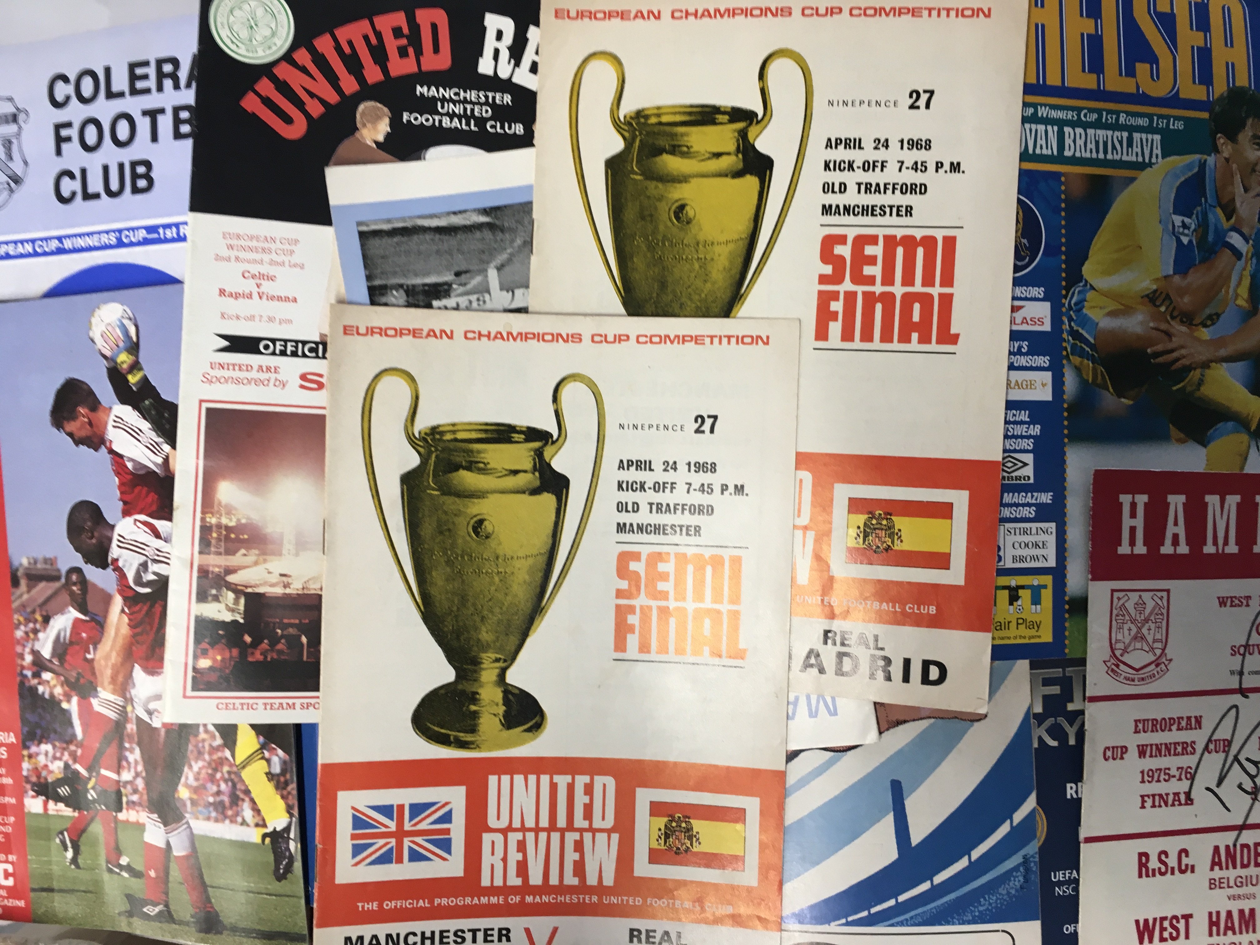 European Competition Football Programmes: Large qu - Image 2 of 3