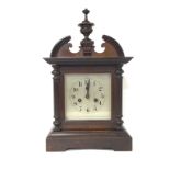Vintage oak mantle clock with silvered dial, 18x28