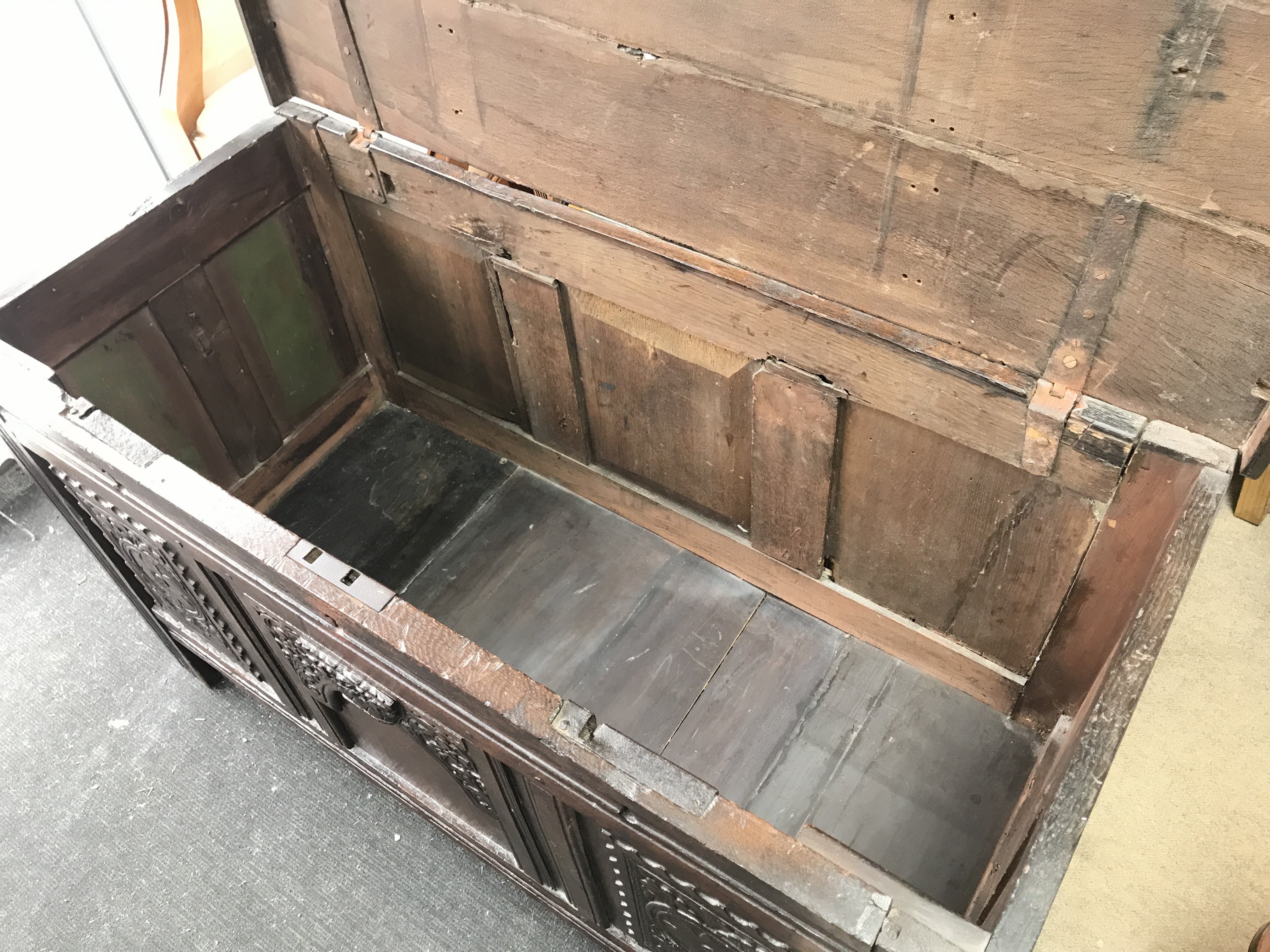 Stained oak early 18th century chest with floral c - Image 3 of 4