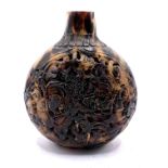 A reticulated carved tortoiseshell snuff bottle, 7