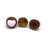 3 9ct gold half sovereign ring mounts, 2 inset wit
