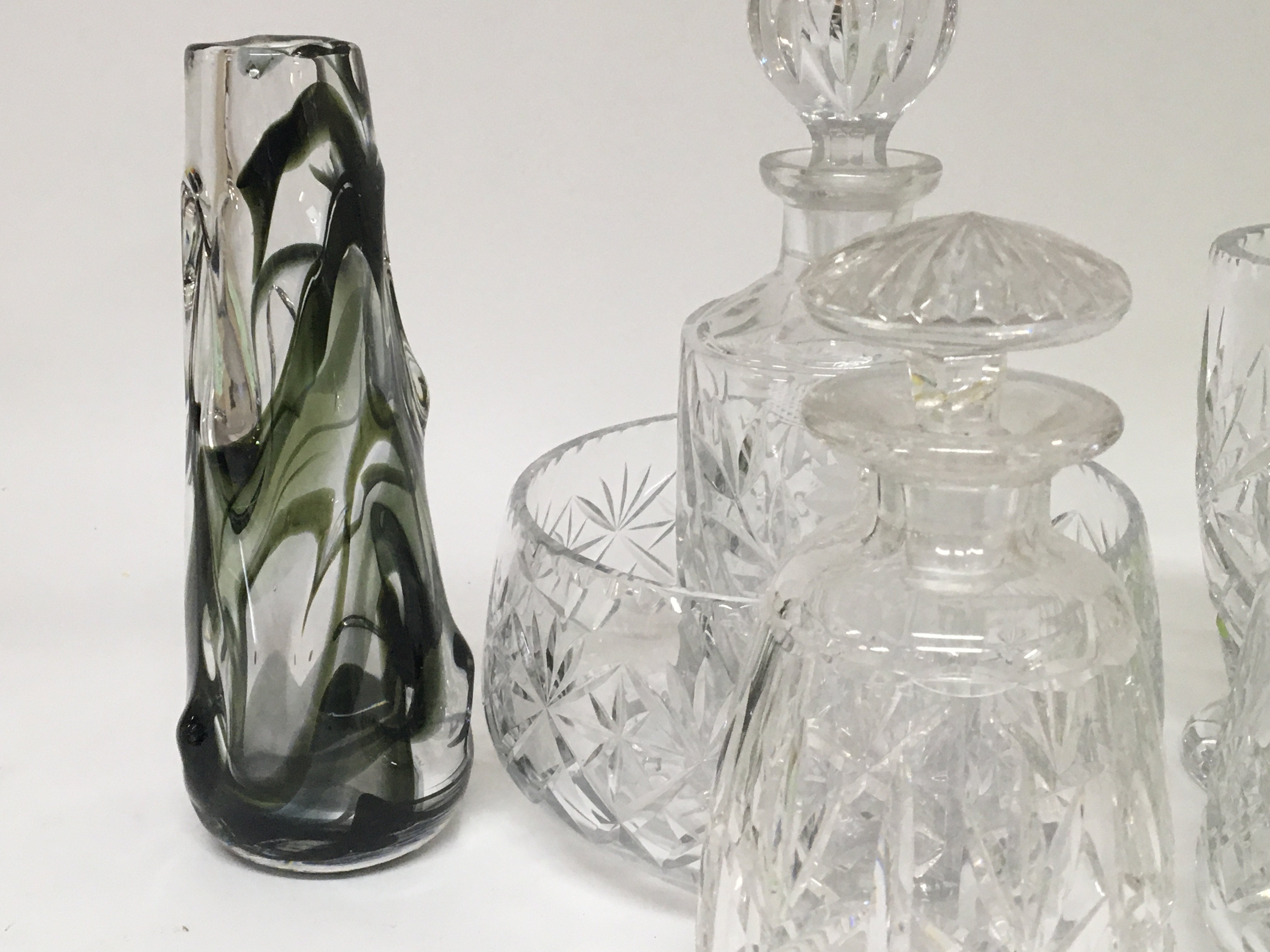 A whitefriars art glass vase designed by Geoffrey - Image 2 of 2