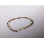 A 9carat gold bracelet with open links weight 8g