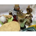 A collection of mixed ceramics (D)