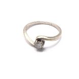 9ct white gold diamond solitaire. Approx 1.8g. Rin