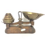 Set of brass Avery scales, postage cat C