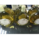 A collection of Italian white wine. Postage D.