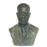 A large bronzed bust of a writer of modern Chinese