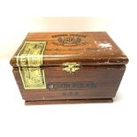 A box of 13 Arturo Fuente Gran Reserva Flor Fina 8