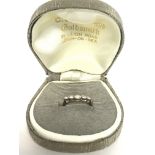 18ct five stone ring, size L 1.8G approximately. p