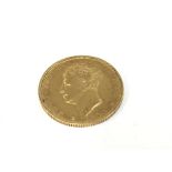 1825 George IV full gold sovereign.Postage A