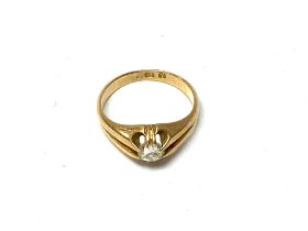 An 18ct gold old cut diamond ring set with a 0.40c