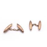 A pair of 9ct gold cuff links 2.72g.