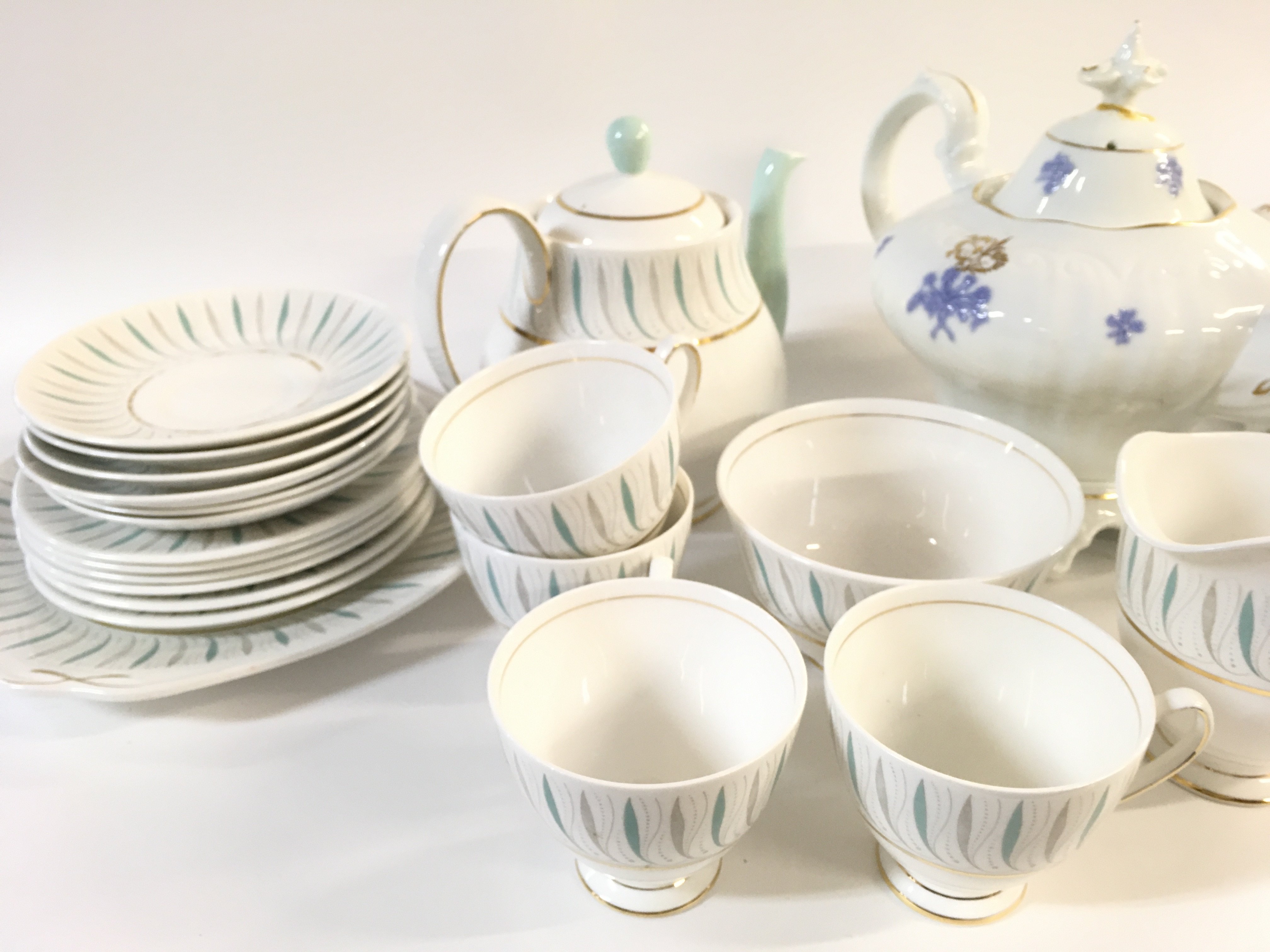 A collection of part tea sets including Queen Anne - Image 2 of 5