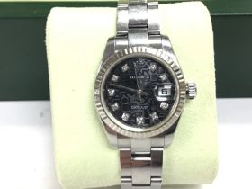 Rolex Lady datejust watch ref 179174. Case is 26mm