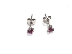 18ct pink tourmaline stud earrings. 1g Postage A