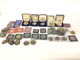 Large collection of various commemorative coins. Postage B