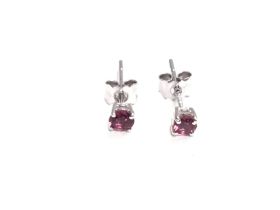 18ct pink tourmaline stud earrings. 1.1g Postage A