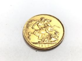 A 1900 gold full sovereign. Postage A