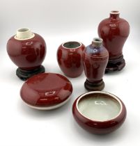 6 small Chinese porcelain items each with an Oxblo