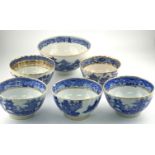 6 Chinese Export porcelain bowls with blue and whi