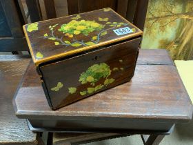 A small jewellery/travelling box together with add
