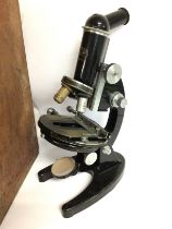 A Carl Zeiss Jena model 265741 academic microscope