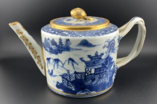 A 19thC Chinese export porcelain teapot with gilt