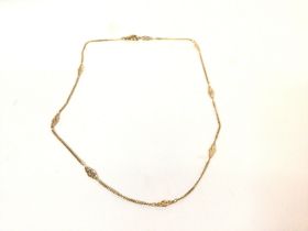 A 14k gold chain weighing 2.51g and 41cm length. P