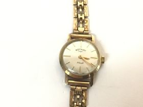 A 9ct gold vintage rotary watch. Approximately 20m