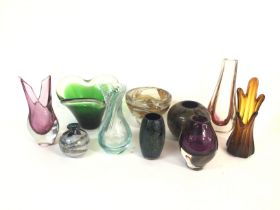 A collection of modern art glass including mdina g
