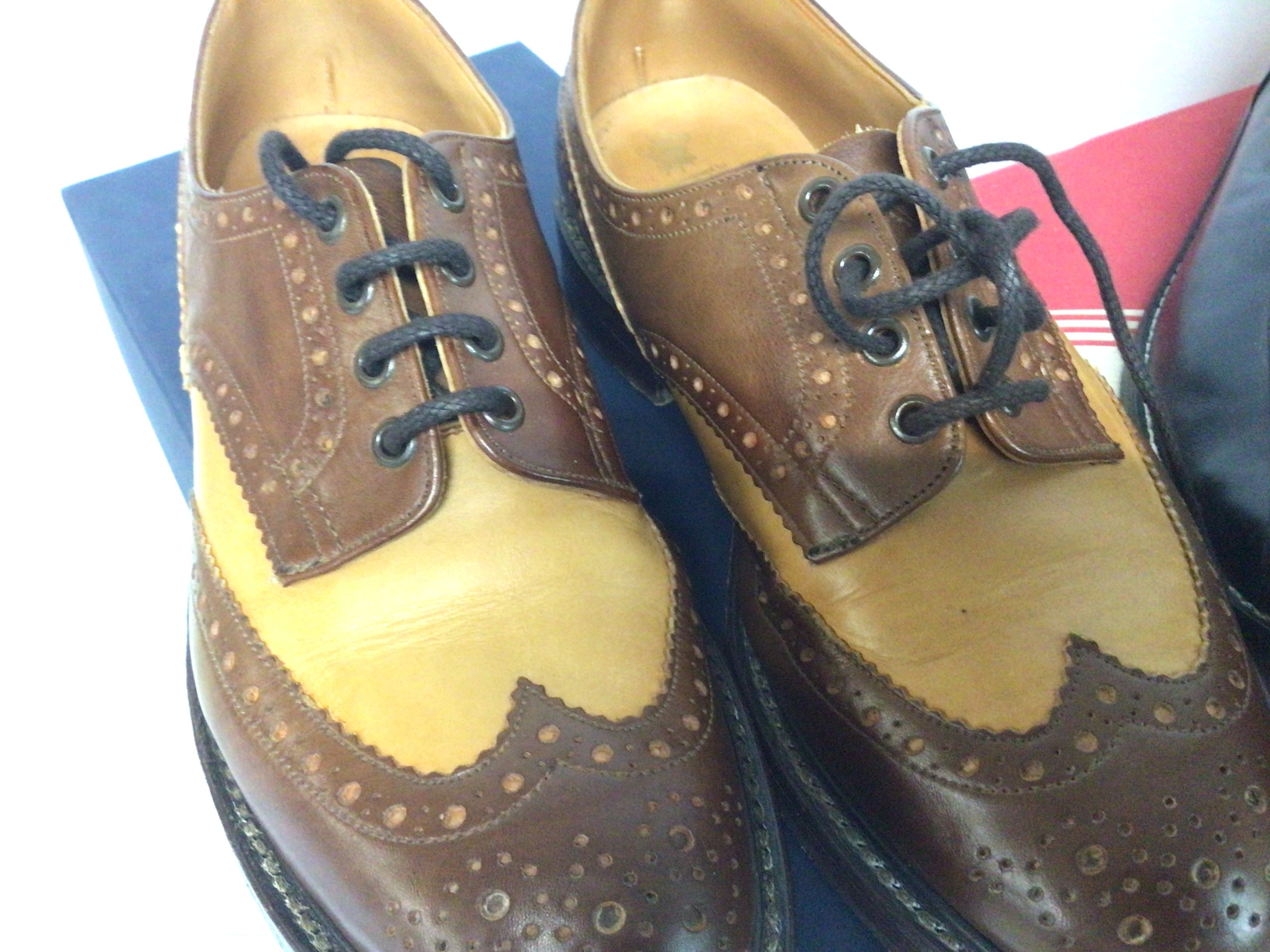 Pairs of mens size 8 shoes including Trickers Kesw - Image 2 of 4