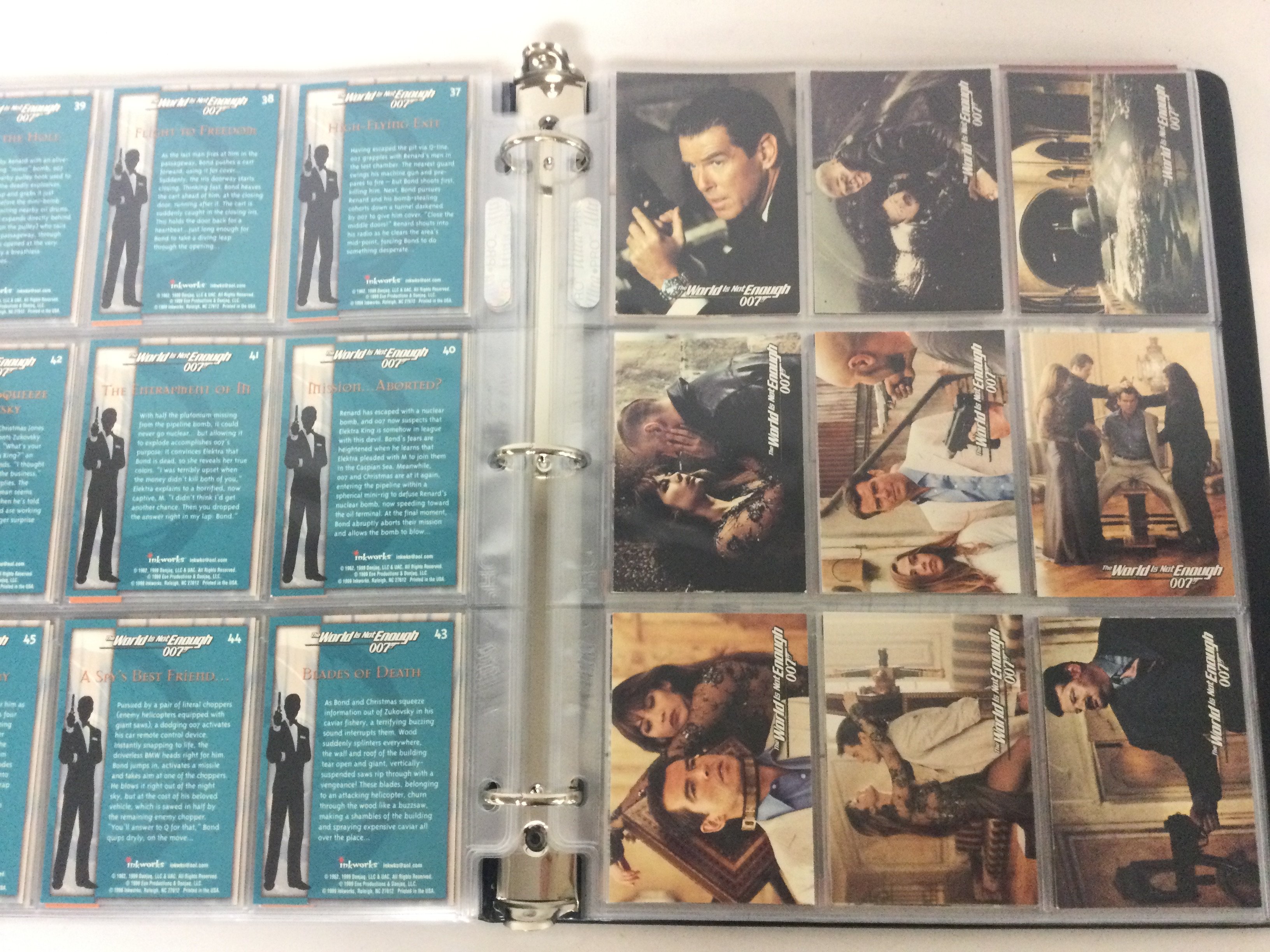 James Bond The World Is Not Enough binder with tra - Image 6 of 8