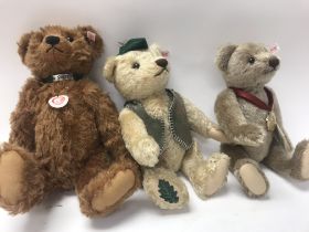 A box of ten unboxed Steiff bears, including a koa