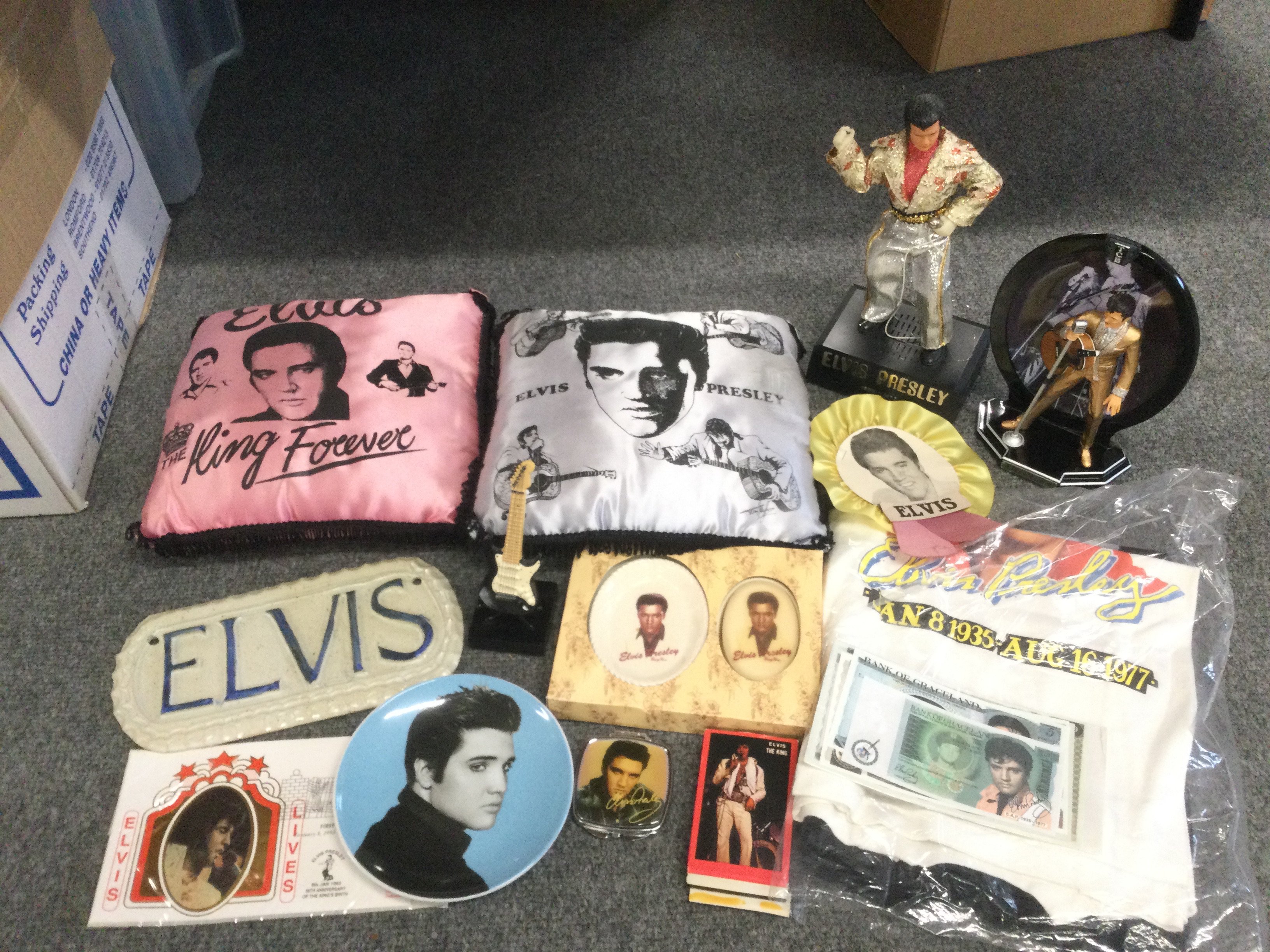 A collection of Elvis Presley memorabilia comprisi - Image 2 of 2