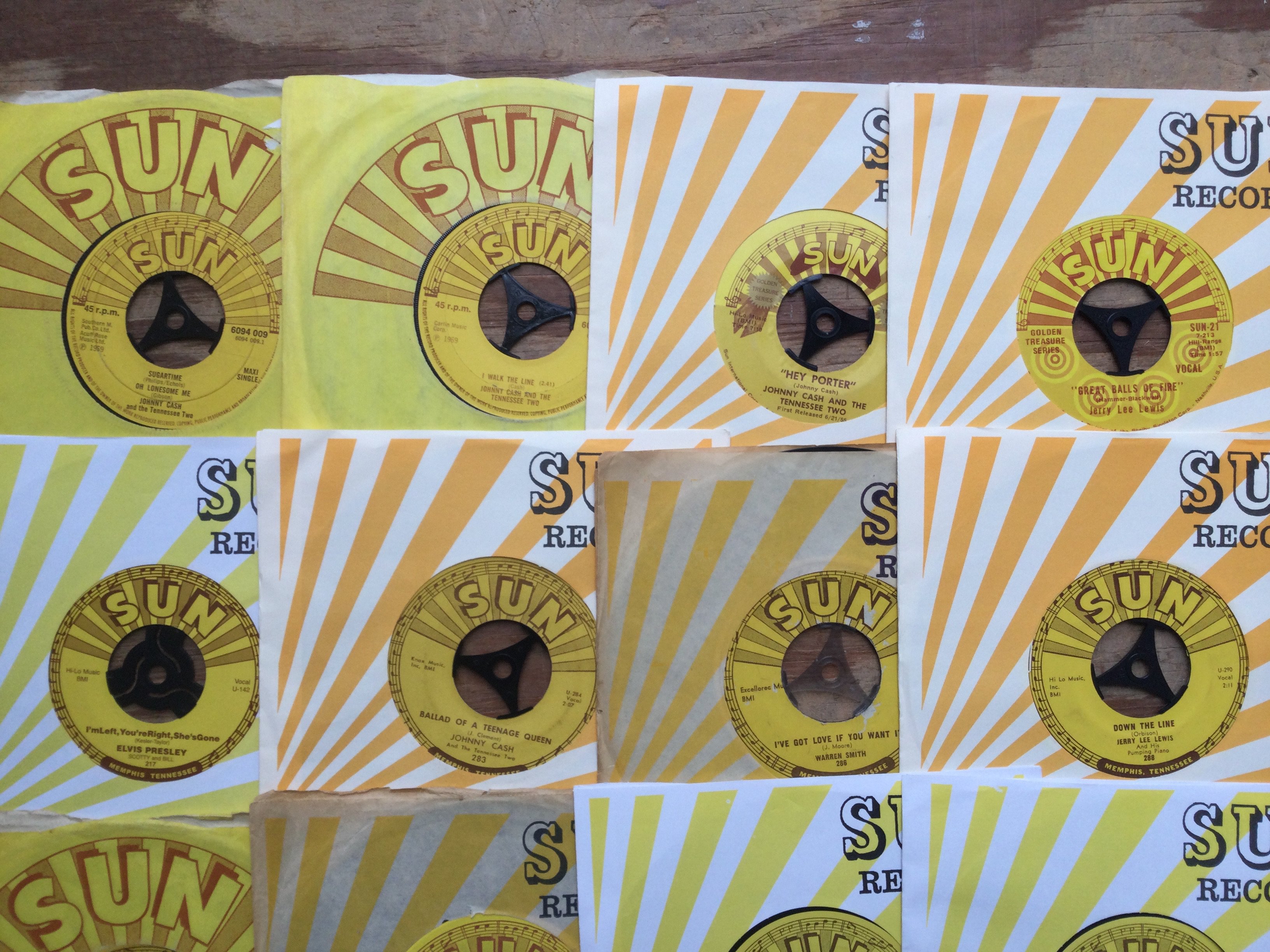 A collection of sixteen Sun label 7inch singles by - Image 2 of 3