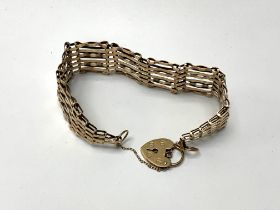 A 9ct gold 7 bar gate bracelet, 14.6g (A)