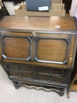 An oak bureau, Approx 100cmx75cm.