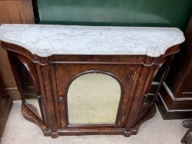 A Victorian marble topped and mirror fronted crede