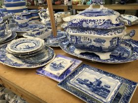 A collection of Spode blue and white Italian patte