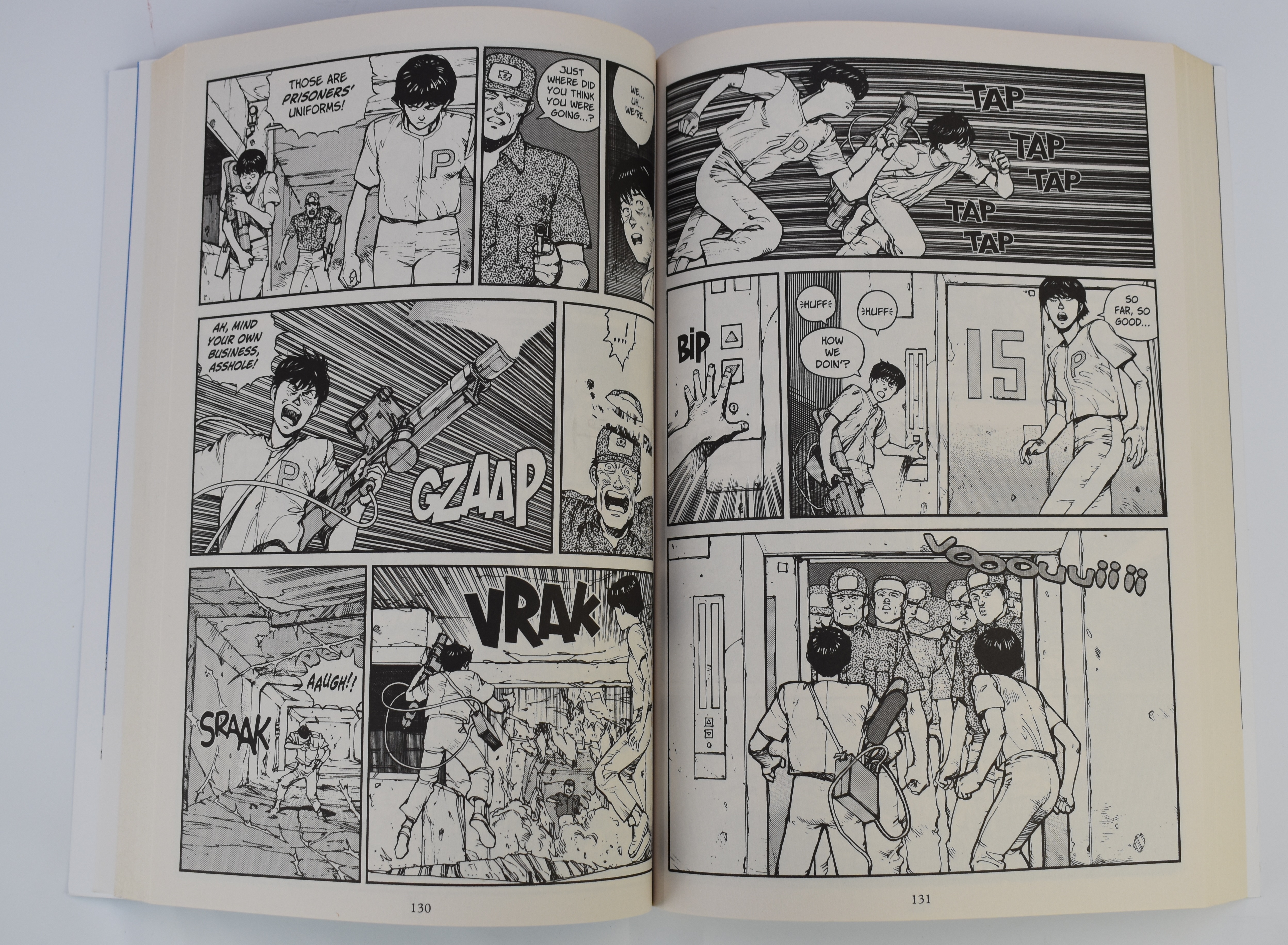 Akira volumes 1-6 by Katsuhiro Otomo published by Dark Horse Comics. - Image 2 of 3
