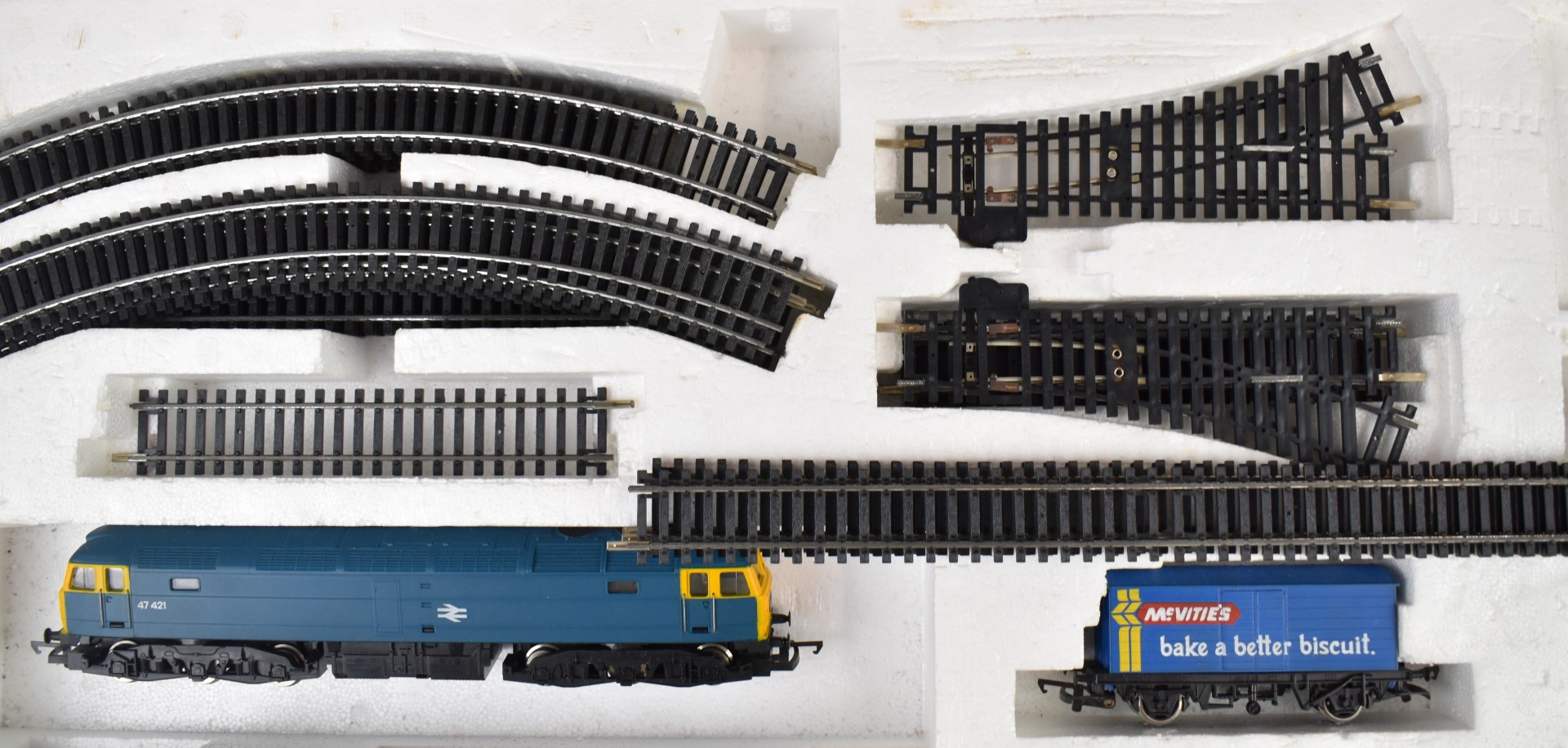 Hornby 00 gauge model railway BR Express Freight train set, R.693, in original box - Image 6 of 7
